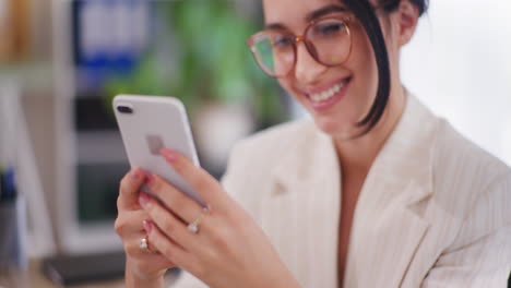 Happy-Woman-Shopping-Online-on-Smartphone