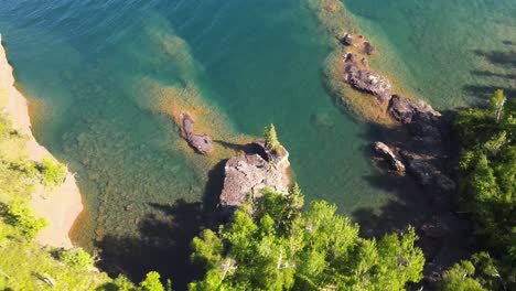 birds eye vie of lake superior shore line, minnesota hidden gem, perfect place to visit only in mn