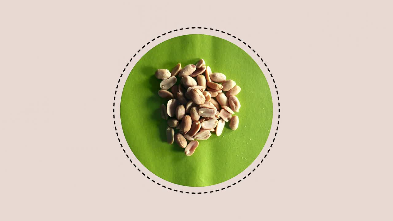 다양한 종류의 사탕이 배경에 나타납니다.