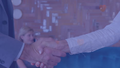 animación de hombres de negocios caucásicos con las manos agitando sobre la oficina