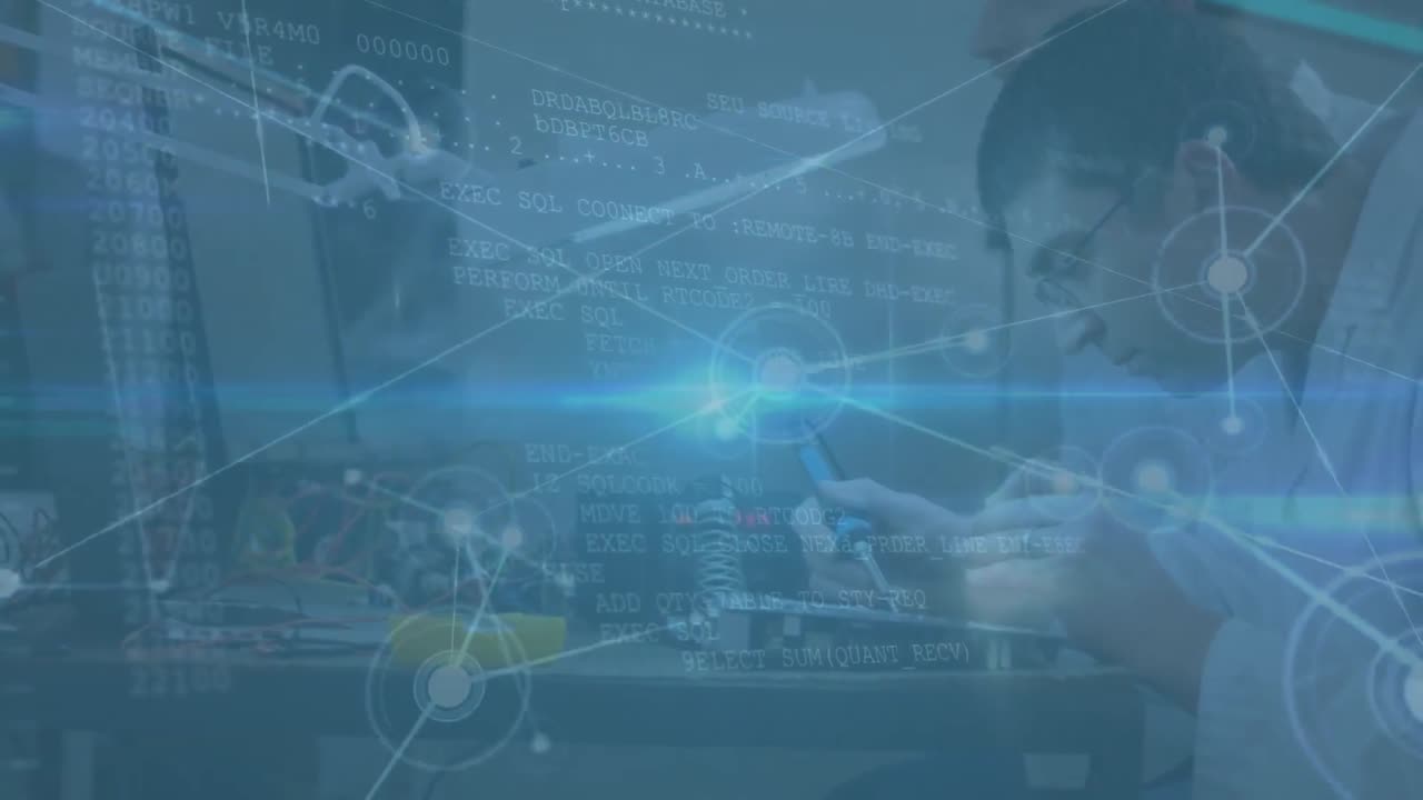 컴퓨터를 사용하여 해커를 통해 연결 네트워크의 애니메이션