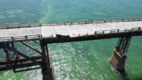 Old-Seven-Mile-bridge-in-the-Florida-Keys-south-of-Marathon