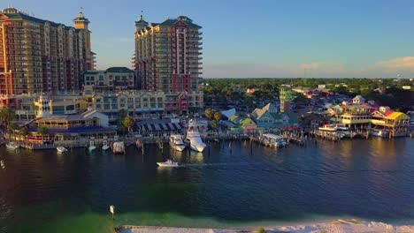 A-Florida-harbor-with-nightlife-and-entertainment-coming-alive-at-sunset