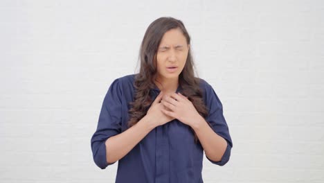 indian girl having heart attack