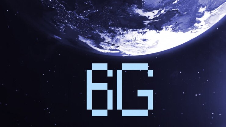 Animazione del testo digitale 6G su un globo che gira e un sole viola visti dallo spazio.