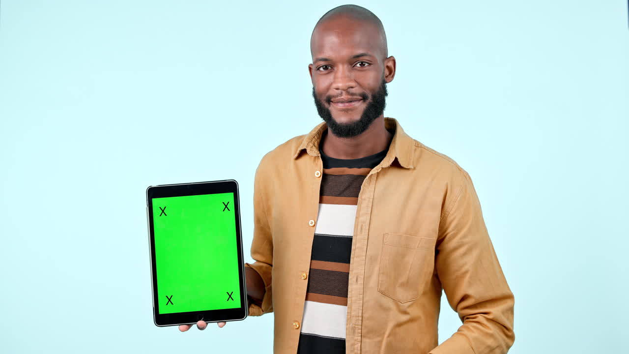 Tablet mock up, green screen