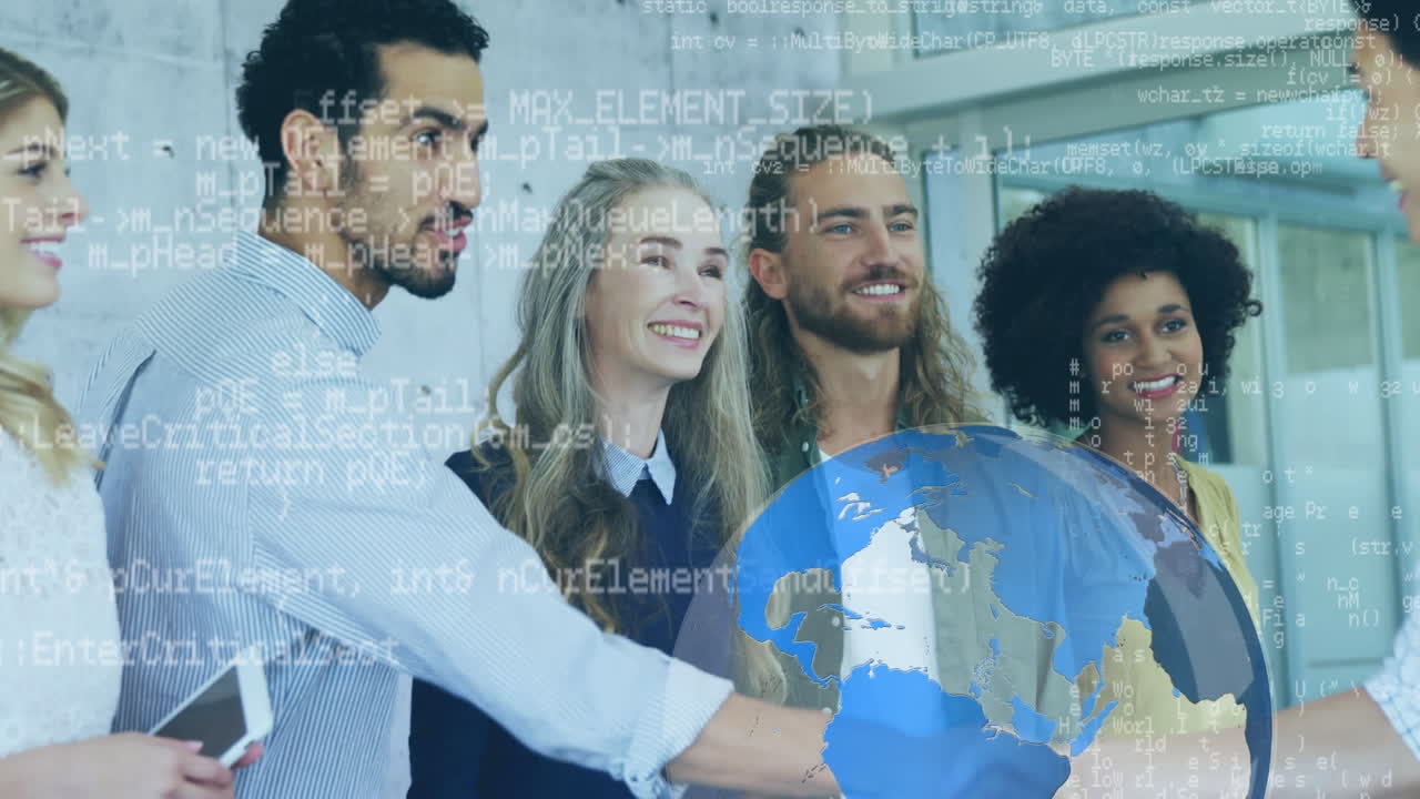 grupo de negocios estrechando la mano y datos digitales