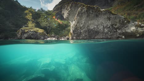 Loen-Lakes-Über-Unter-Aufnahme:-Oben--Und-Untenperspektiven