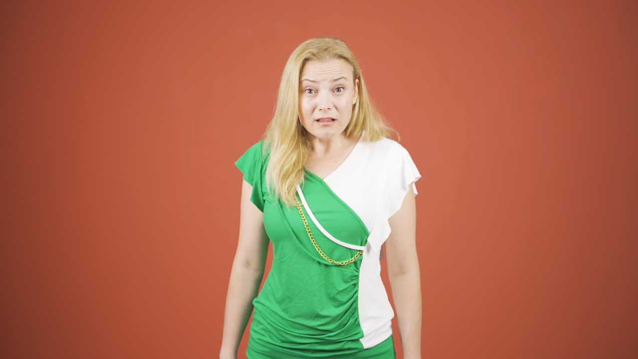 눈이 잘 보이지 않는 여자. 눈의 문제.