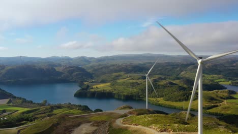 Molinos-De-Viento-Para-La-Producción-De-Energía-Eléctrica-En-Noruega.