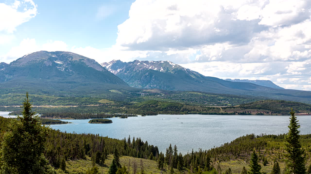 Picturesque time-lapse slider view over Dillon Reservoir from Sapphire Point