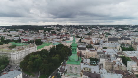 una vista aérea de lviv, ucrania