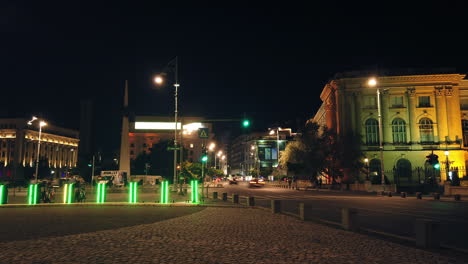 plaza de la revolución lapso de tiempo por la noche, bucarest rumania
