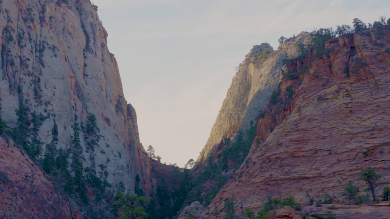 imágenes fijas de 4k de un hermoso valle en el parque nacional de zion, utah