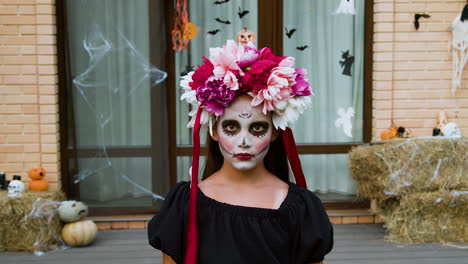 disguised girl in halloween