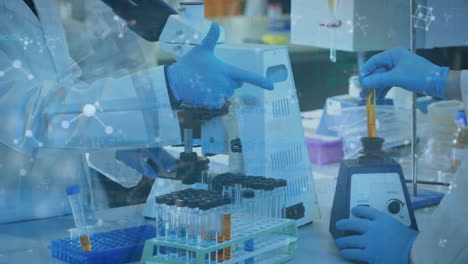 animación del procesamiento de datos científicos sobre los científicos en el laboratorio