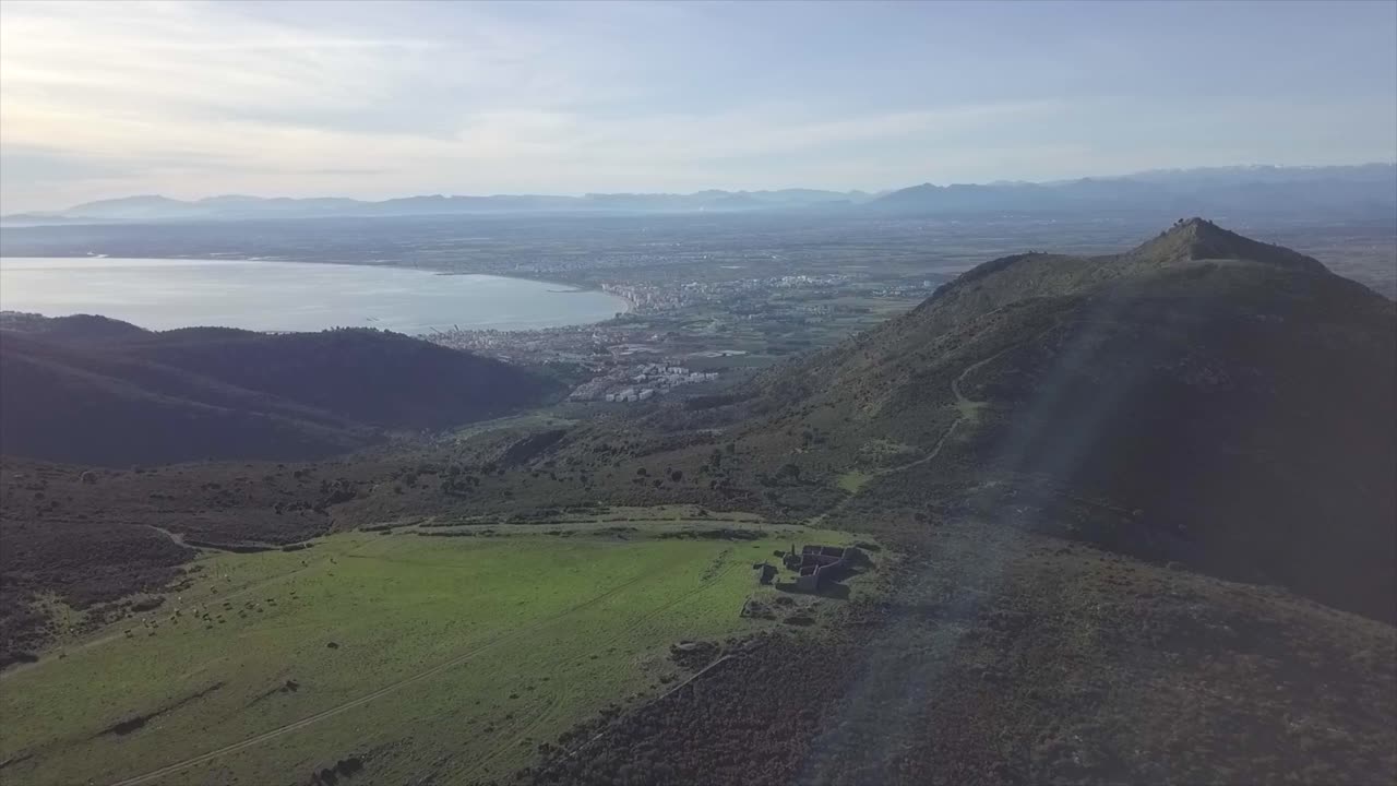 "Roses Costa Brava: Coastal Splendor Unveiled