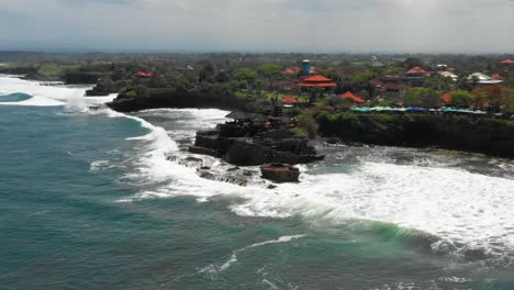 big waves in bali coast