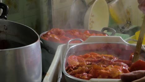 tomatoes-cooked-slowly