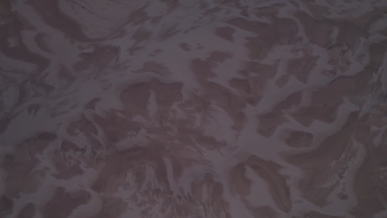 vista aérea de los patrones de dunas de arena de stockton cerca del río hunter en nueva gales del sur, australia