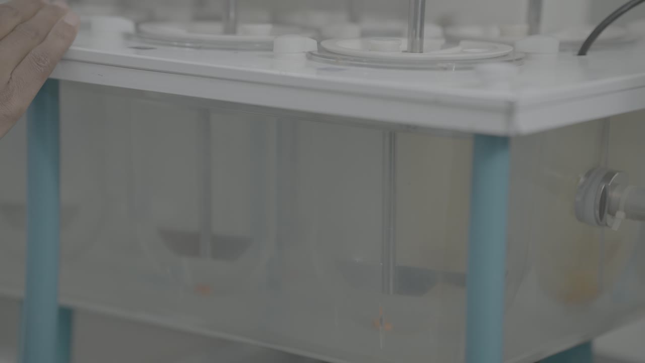 Lab Doctor adds tables to the quality check machine Slog footage.