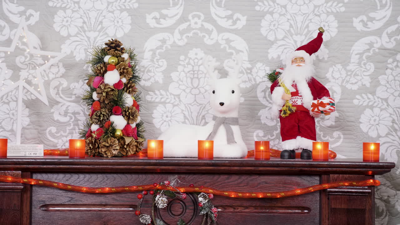 Festive Christmas Mantelpiece Decoration