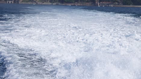 waves crashing and splashing in the ocean