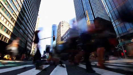 escena de la calle de la ciudad ocupada