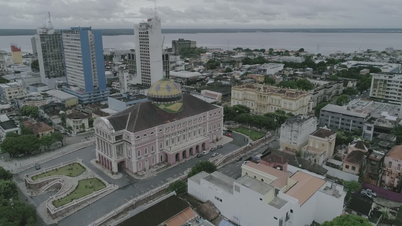 드론과 마나우스 시티에서 촬영한 아마존 극장 공중 촬영