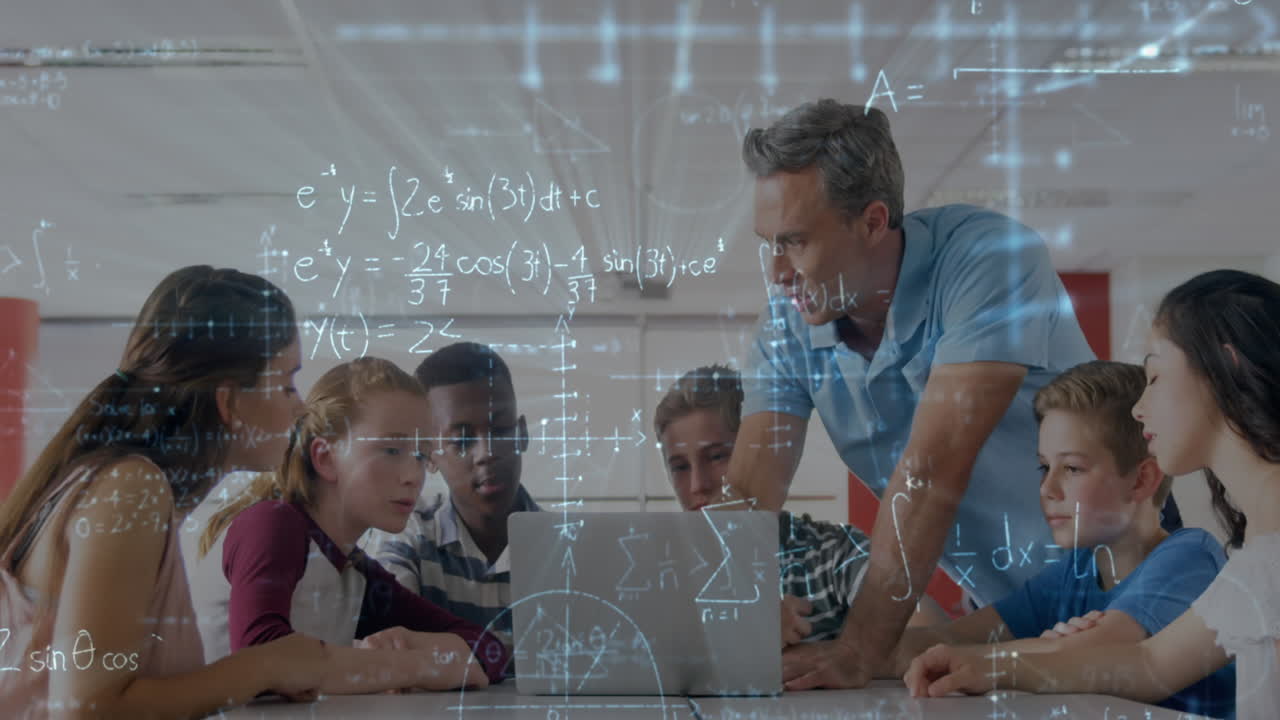 animación de ecuaciones matemáticas sobre escolares usando computadoras portátiles