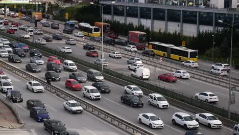 heavy traffic on a city highway