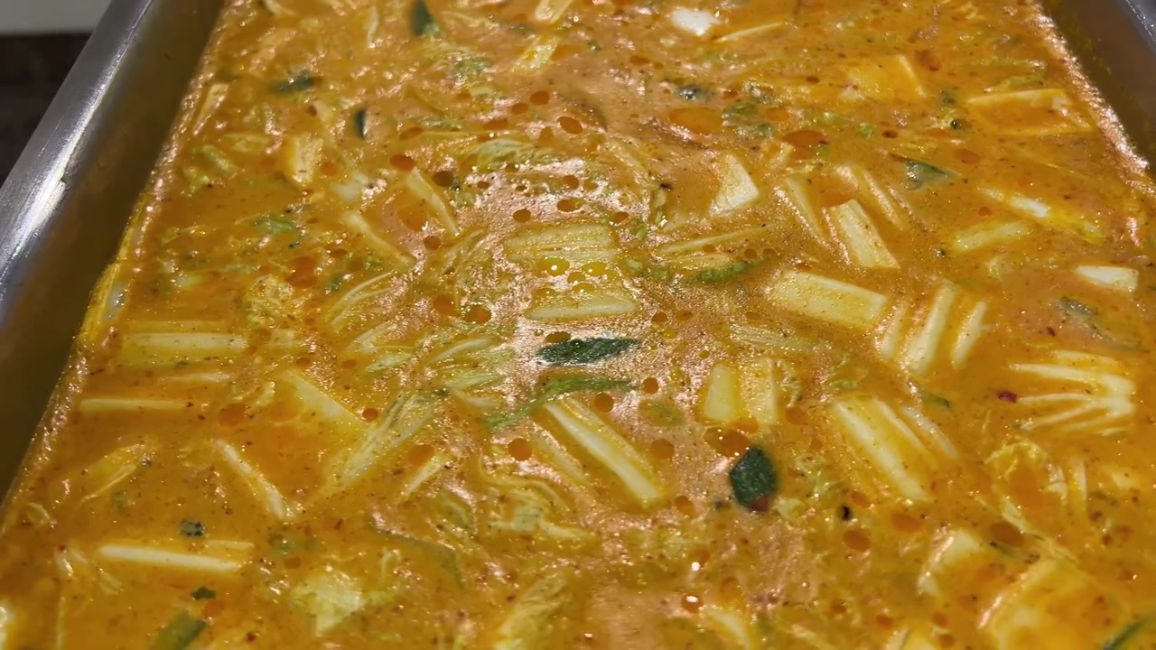 Delizioso curry di pesce. Purè denso