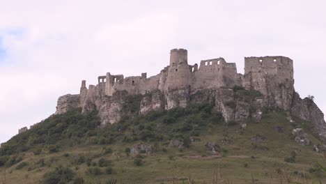 Medium-shot-of-Spis-Castle-in-Slovakia,-on-oft-he-largest-castle-sites-in-Europe