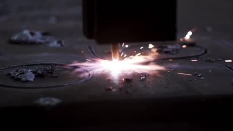 plasma cutting machine in action