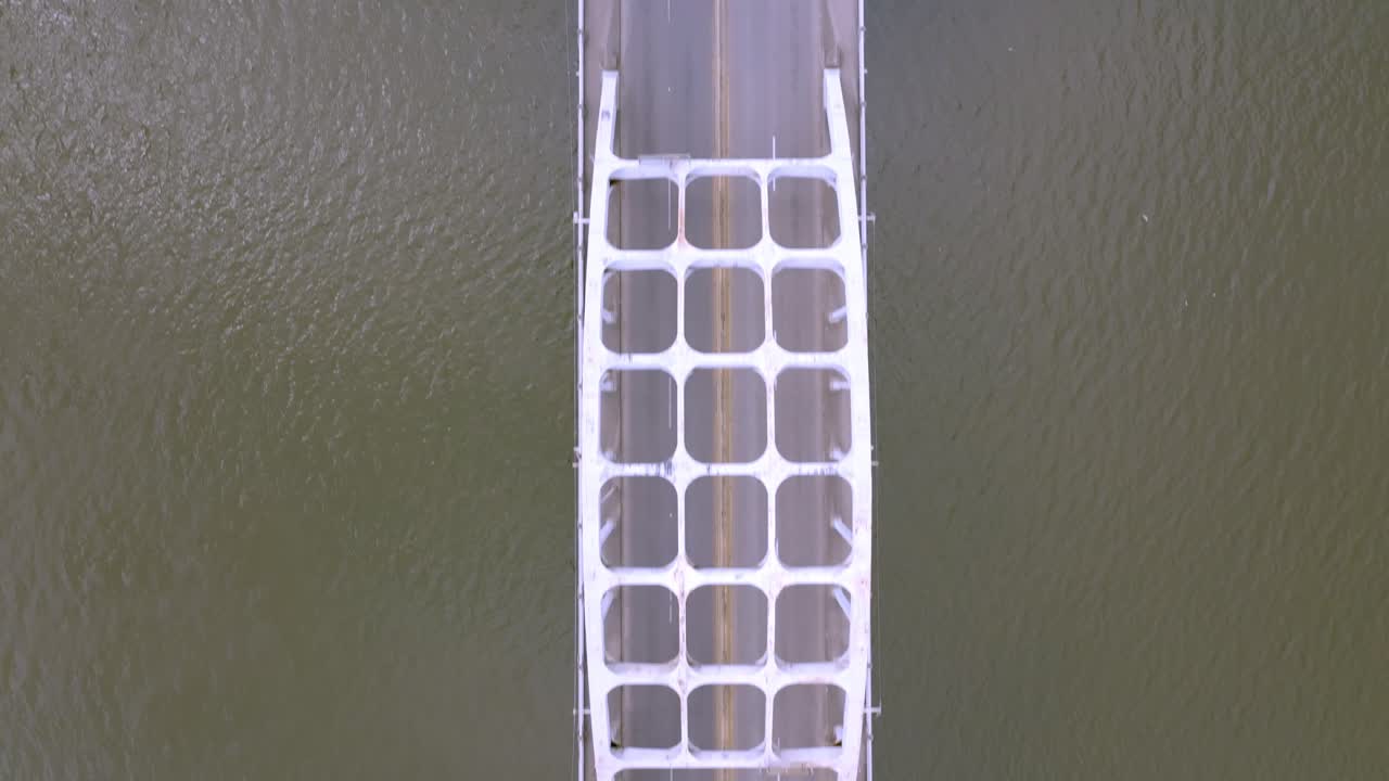 앨라배마 주 셀마에 있는 에드먼드 페투스 다리, 드론 영상