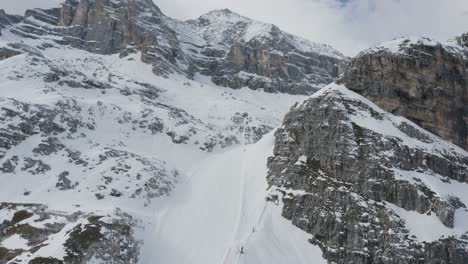 Vereiste-Skipiste-Im-Schroffen-Cortina-Tofane-Berg,-Italienische-Dolomiten