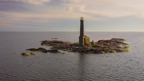 scenic view of bengtskär lighthouse during sunset