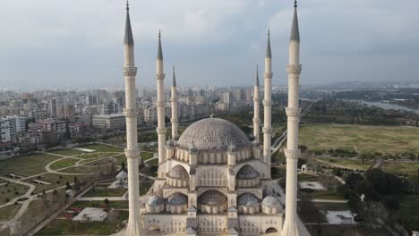 Minarett-Der-Sabanci-Moschee