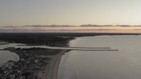 Wells-Beach-Maine-Toma-Aérea-Estableciendo-Durante-El-Amanecer.