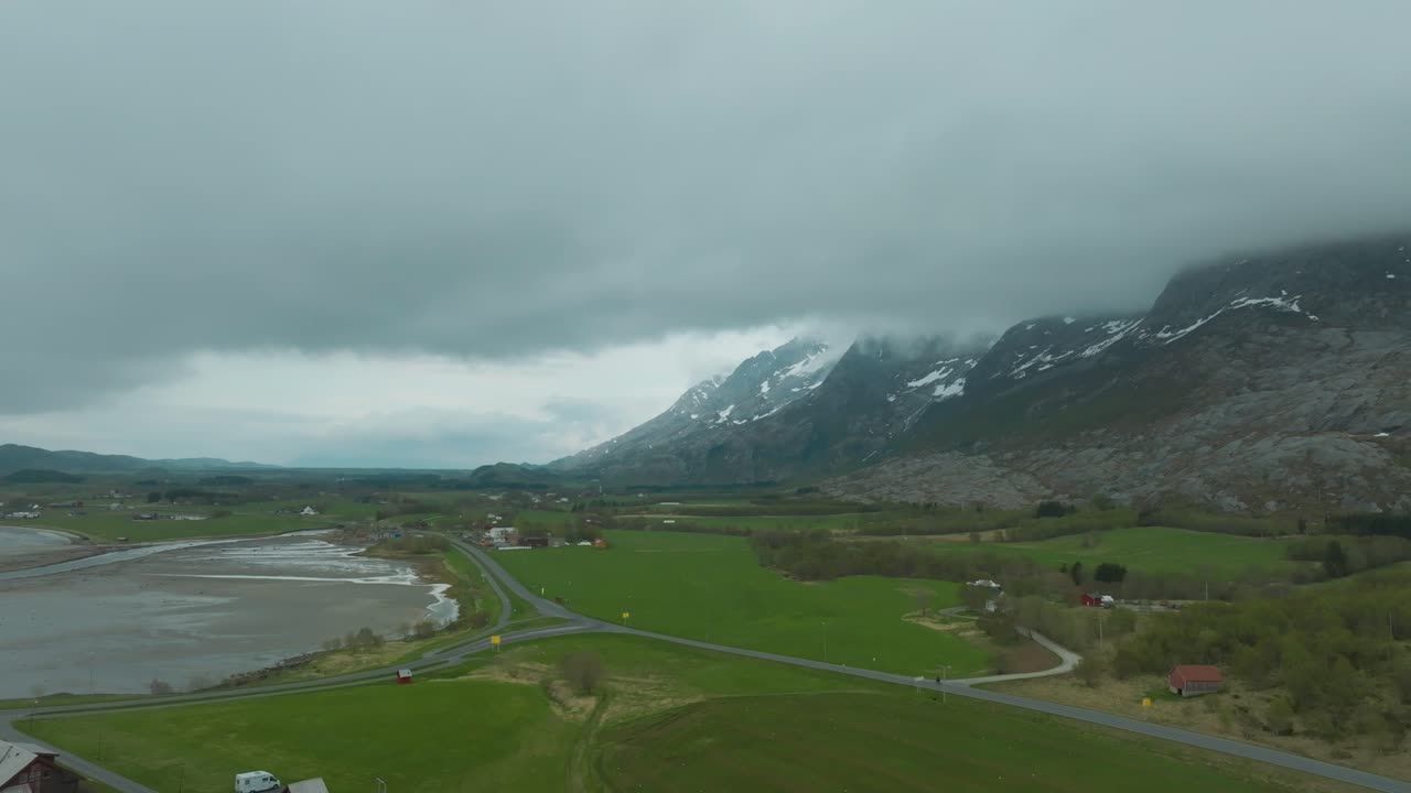 The Seven SistersLegend has it that these seven beautiful mountaintops are actually female trolls turned to stone