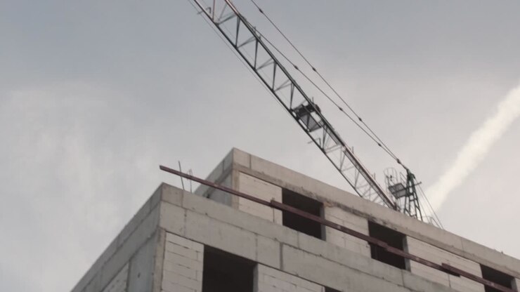 aufnahme einer großen maschine, moderne architekturkonstruktion