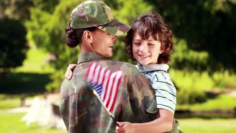 Soldier-reunited-with-her-son