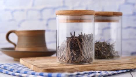 loose leaf tea in glass jars