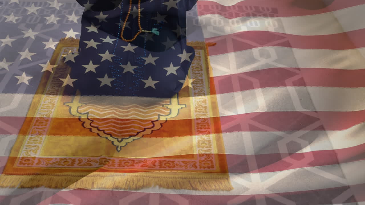 animación de la bandera estadounidense ondeando sobre una mujer biracial en hijab