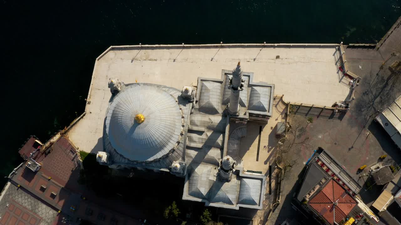 bosforo de estambul y cuarentena de la mezquita de ortakoy vista aérea 3