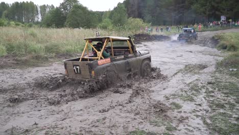 off-road mud racing competition