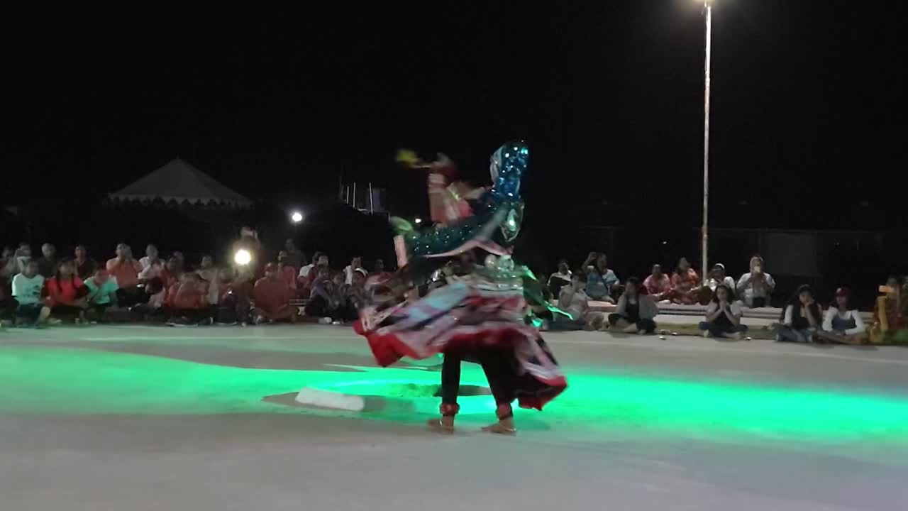 Two women performing Kalbeliya dance, as a celebration, is an integral part of Kalbelia culture. Live tribal folk music. The Thar Desert.