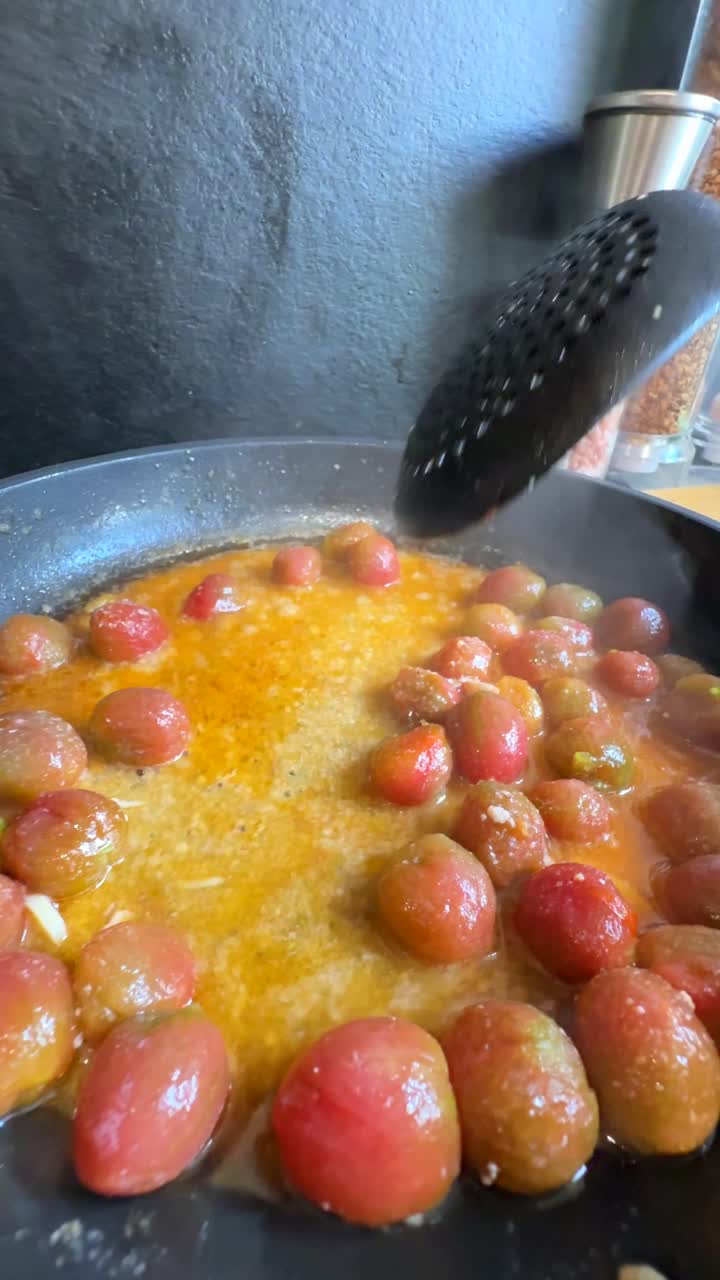 Cooking Cherry Tomatoes in a Pan