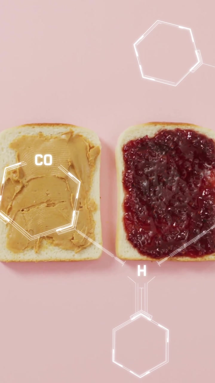 Animazione di formula chimica su toast con marmellata e burro di arachidi