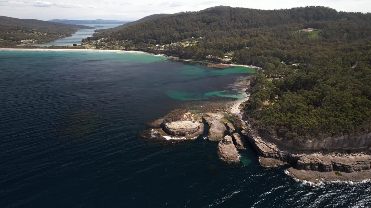 Tasman National Park, Turquoise Seascape In Tasmania, Australia - Aerial Drone Shot